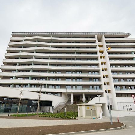 Bpr Chic White Home With Terrace & A/C & Garage Boedapest Buitenkant foto