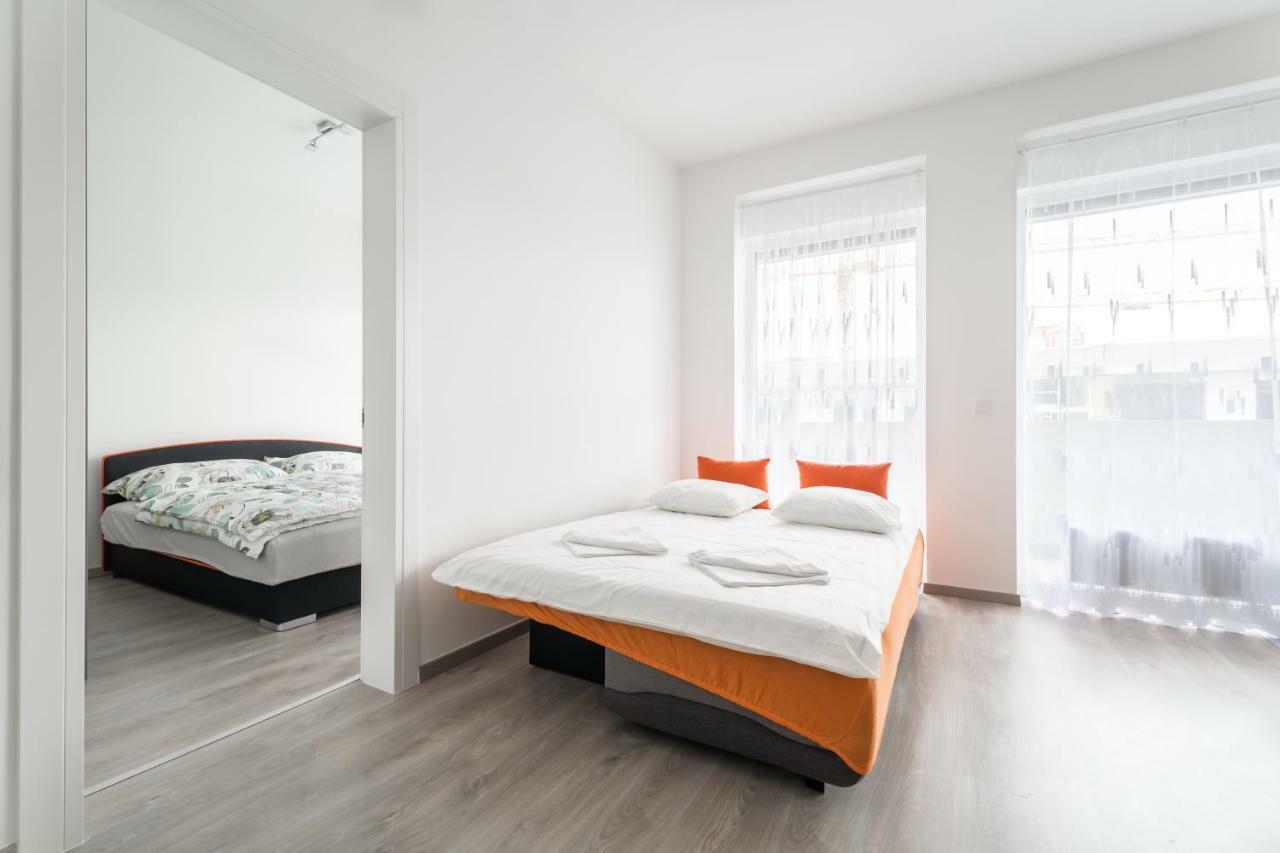 Bpr Chic White Home With Terrace & A/C & Garage Boedapest Buitenkant foto