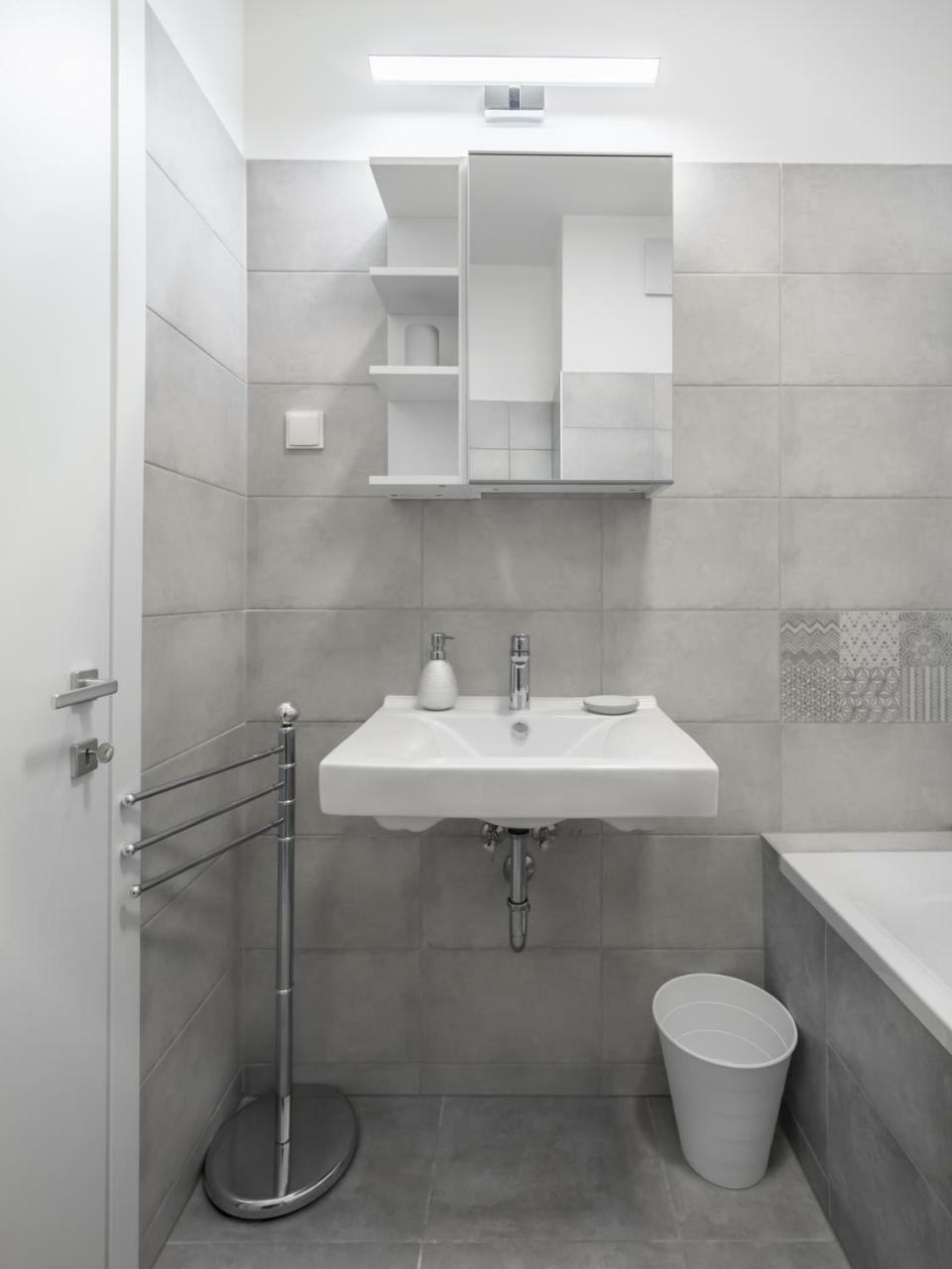 Bpr Chic White Home With Terrace & A/C & Garage Boedapest Buitenkant foto
